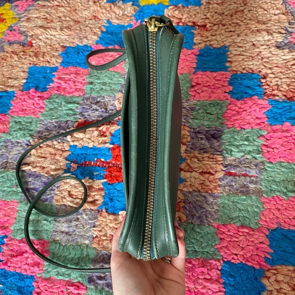 SOLD 90’s Coach Carnival Bag Purse Crossbody - Picture 5 of 7